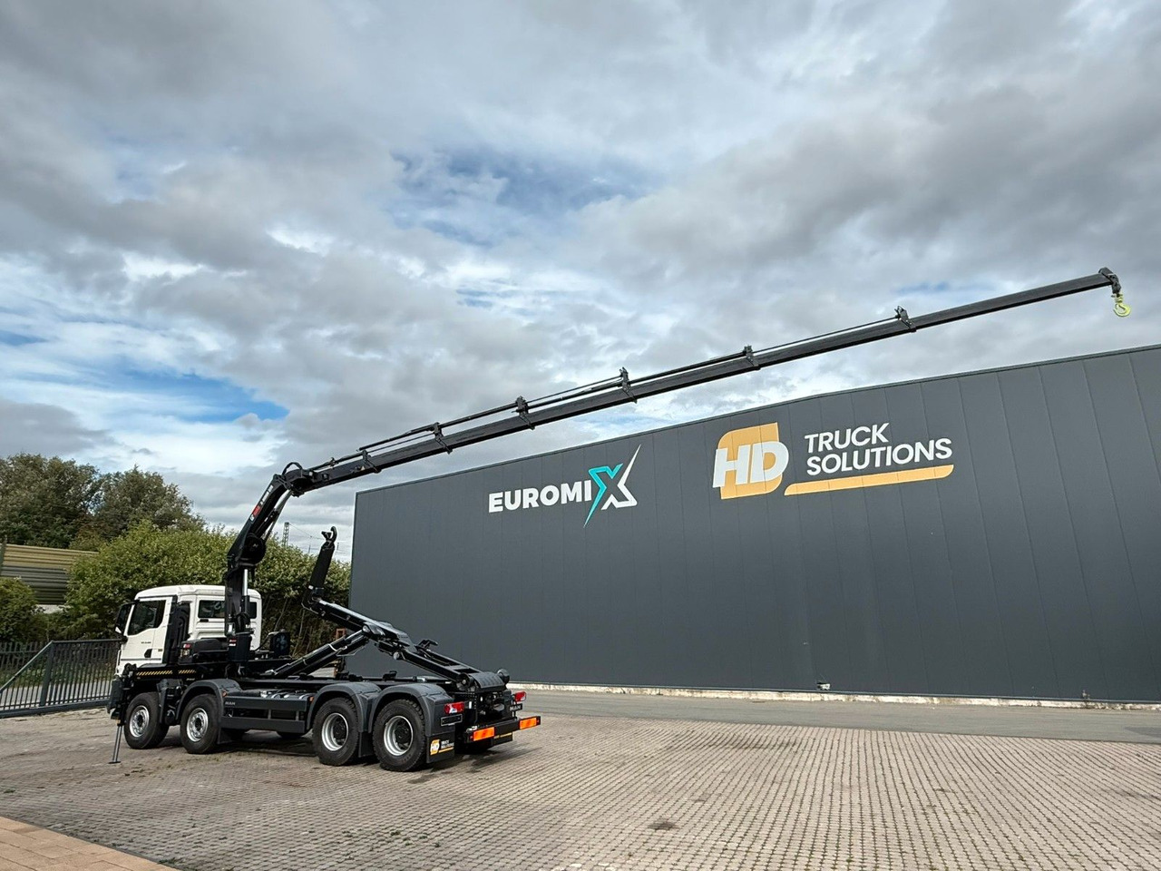 MAN TGS 35.480 8x4 Abrollkipper + Kran HIAB 228-6 - Abrollkipper, Autokran: das Bild 5 MAN TGS 35.480 8x4 Abrollkipper + Kran HIAB 228-6 - Abrollkipper, Autokran: das Bild 5