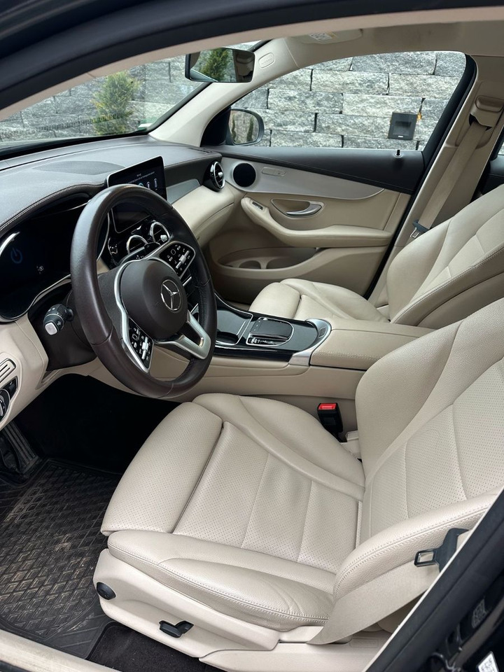 SUV/ Geländewagen Mercedes-Benz GLC 300 GLC -Klasse Coupe GLC 300 e 4Matic: das Bild 10