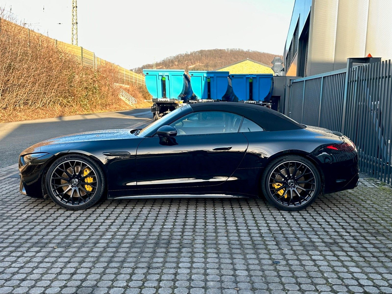 Mercedes-Benz SL 63 AMG Mercedes-AMG SL 63 4MATIC+ - PKW: das Bild 2 Mercedes-Benz SL 63 AMG Mercedes-AMG SL 63 4MATIC+ - PKW: das Bild 2