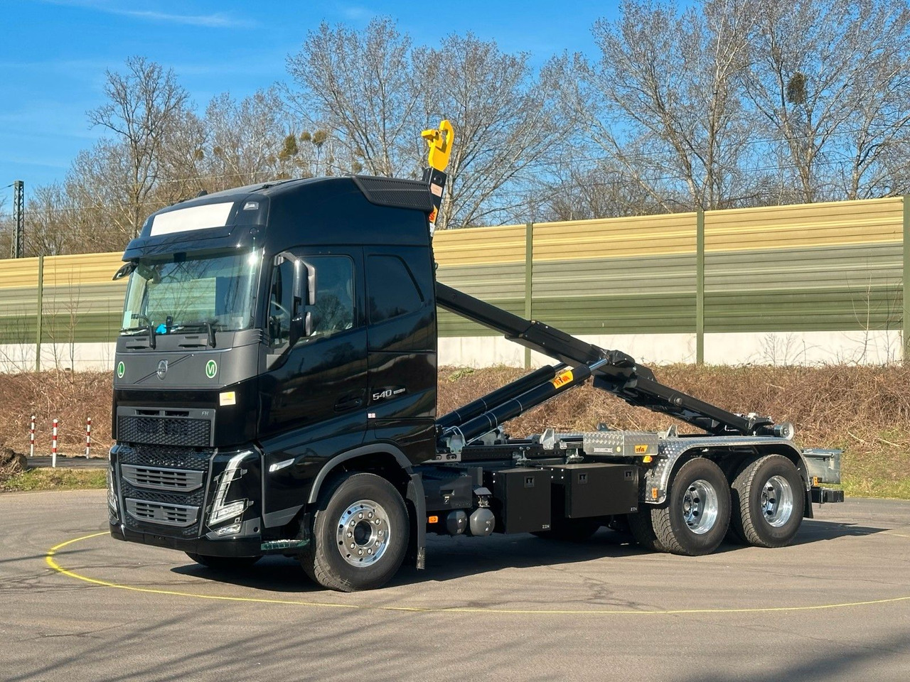 Volvo FH 540 6x4 Abrollkipper Hyva 20-60 - Abrollkipper, Autokran: das Bild 1 Volvo FH 540 6x4 Abrollkipper Hyva 20-60 - Abrollkipper, Autokran: das Bild 1
