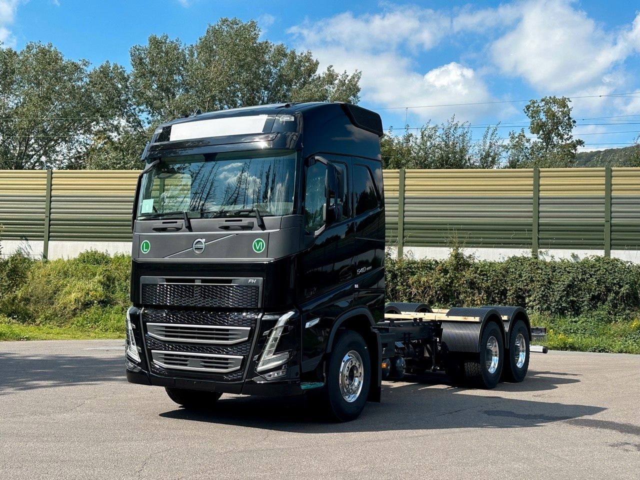 Volvo FH 540 6x4 - Fahrgestell LKW: das Bild 1 Volvo FH 540 6x4 - Fahrgestell LKW: das Bild 1