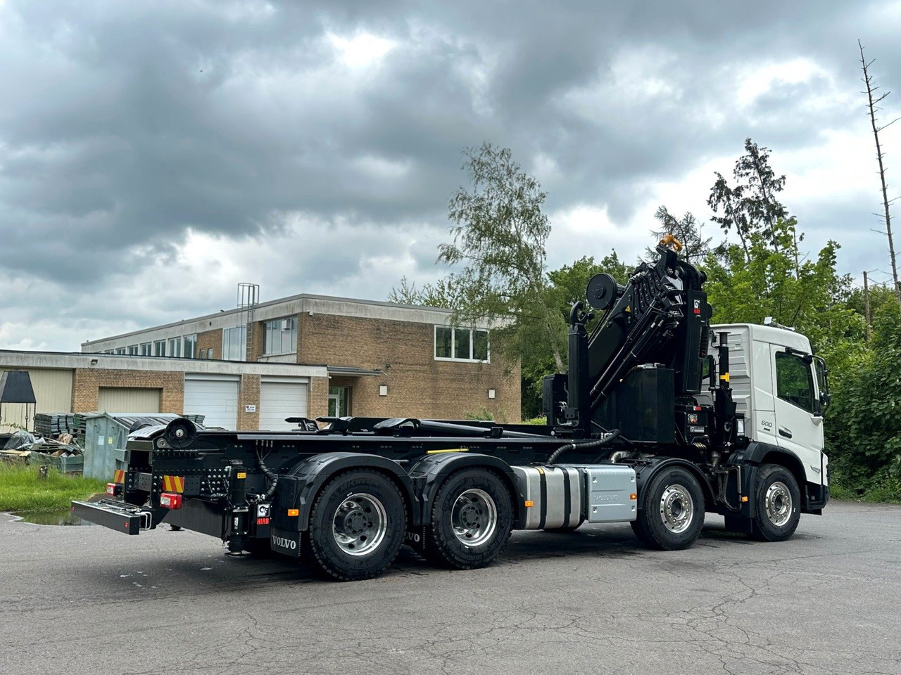 Abrollkipper, Autokran Volvo FMX 500 8x4 Abrollkipper + Kran Hiab 658-6: das Bild 7