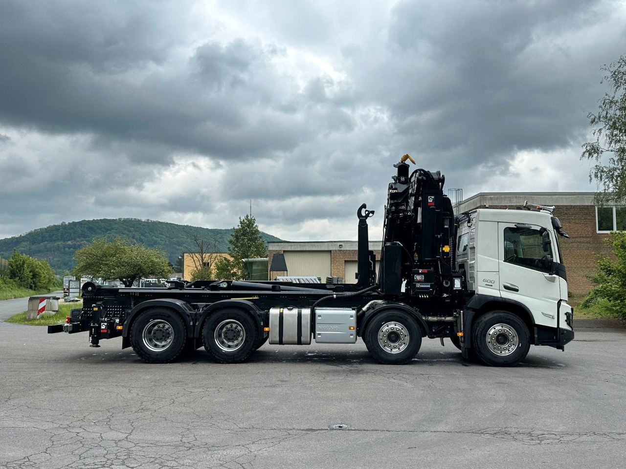 Abrollkipper, Autokran Volvo FMX 500 8x4 Abrollkipper + Kran Hiab 658-6: das Bild 8