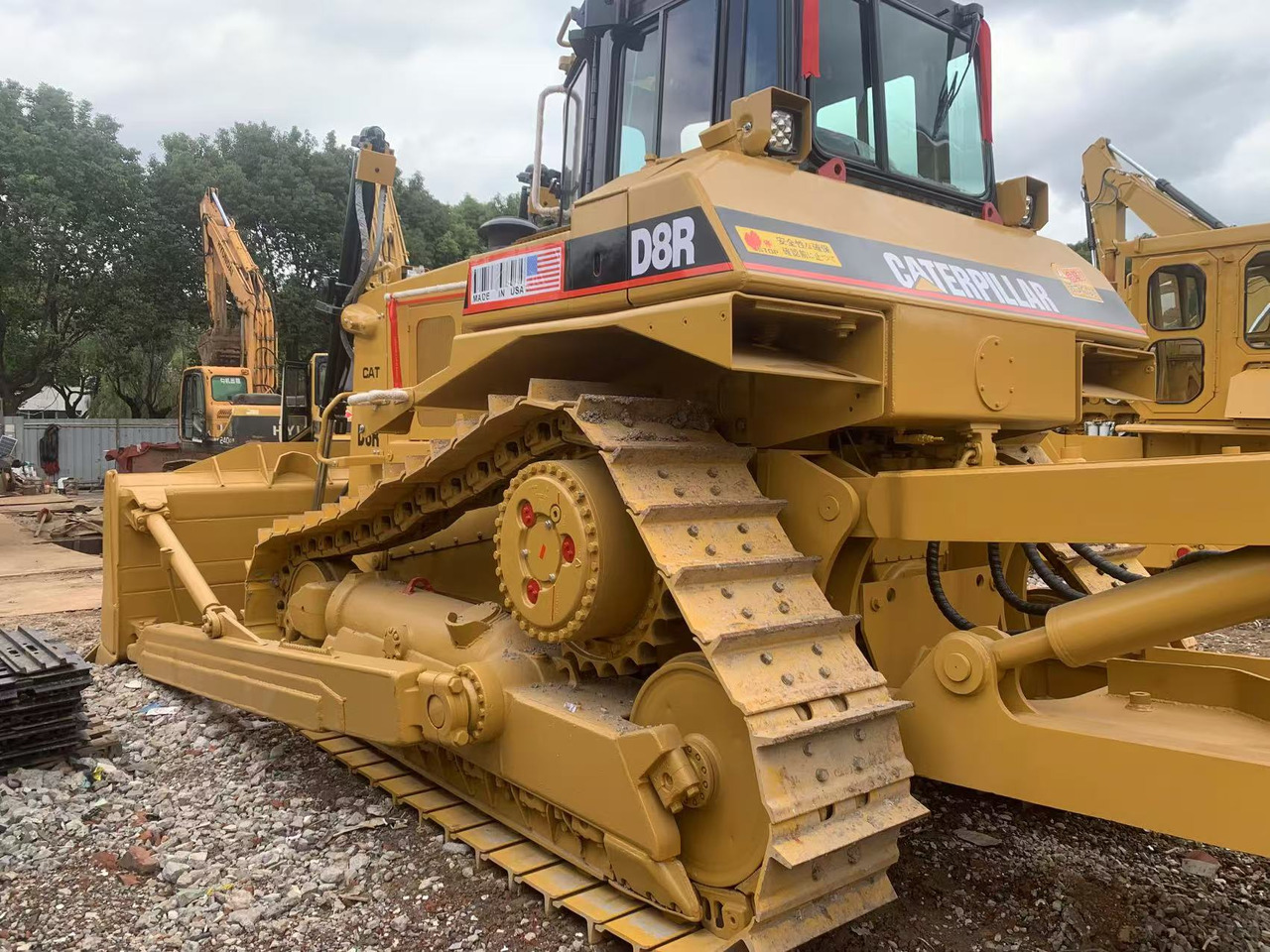 CATERPILLAR D8R - Bulldozer: das Bild 2 CATERPILLAR D8R - Bulldozer: das Bild 2