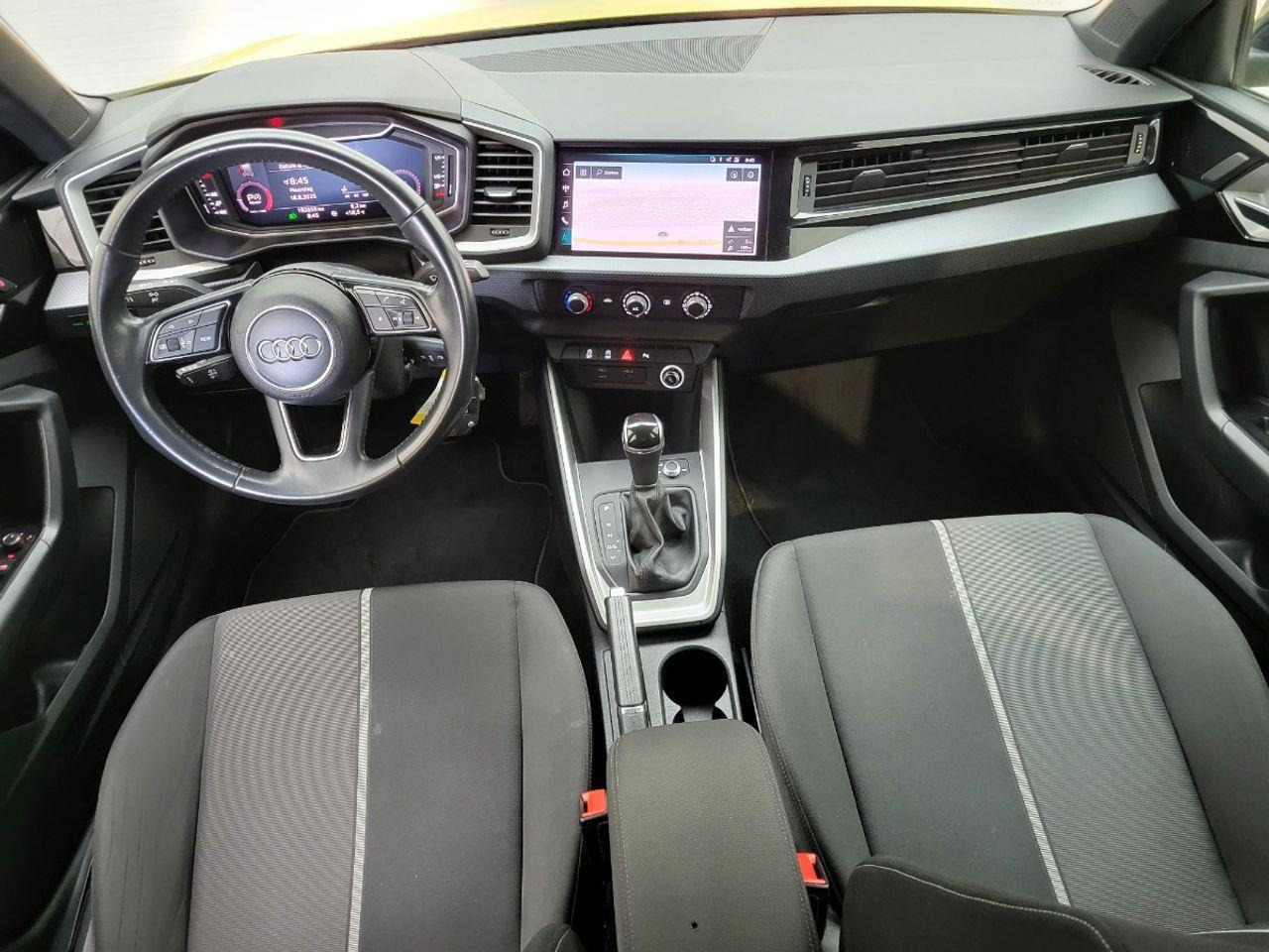 Audi A1 Sportback 30 TFSI Pro Line | 2019 | 192.659 km | Automaat | G519HT | NAP: Logisch - Schrägheck: das Bild 5 Audi A1 Sportback 30 TFSI Pro Line | 2019 | 192.659 km | Automaat | G519HT | NAP: Logisch - Schrägheck: das Bild 5
