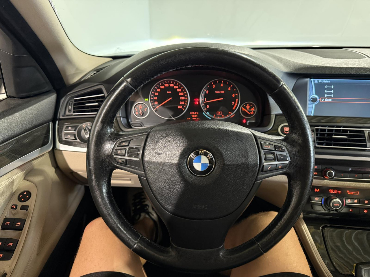 BMW 5-serie 523i High Executive M-sport | 2011 | 259.445 km | G-885- VL - Limousine: das Bild 4 BMW 5-serie 523i High Executive M-sport | 2011 | 259.445 km | G-885- VL - Limousine: das Bild 4