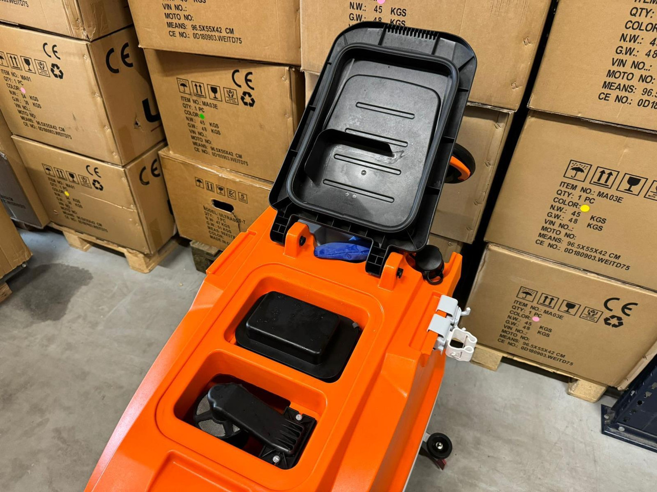 CHANCEE XMD 50/50C VEEGMACHINE NIEUW - Reinigungsmaschine: das Bild 3 CHANCEE XMD 50/50C VEEGMACHINE NIEUW - Reinigungsmaschine: das Bild 3