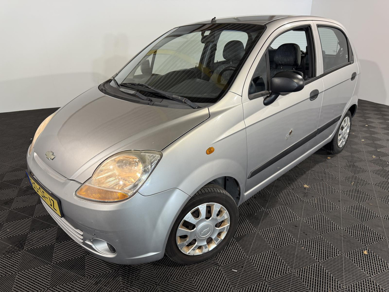 Chevrolet | Matiz | 0.8 Spirit | 2005 | 98.162 km | 30SFJZ | Logisch - Schrägheck: das Bild 1 Chevrolet | Matiz | 0.8 Spirit | 2005 | 98.162 km | 30SFJZ | Logisch - Schrägheck: das Bild 1