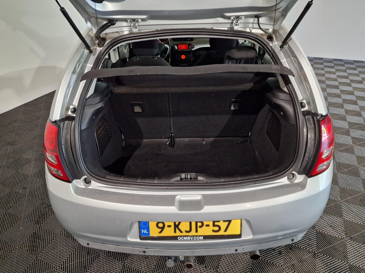 Citroen C3 1.6 Vti | 2012 | 193.593 km | 9-KJP-57 - Schrägheck: das Bild 3 Citroen C3 1.6 Vti | 2012 | 193.593 km | 9-KJP-57 - Schrägheck: das Bild 3