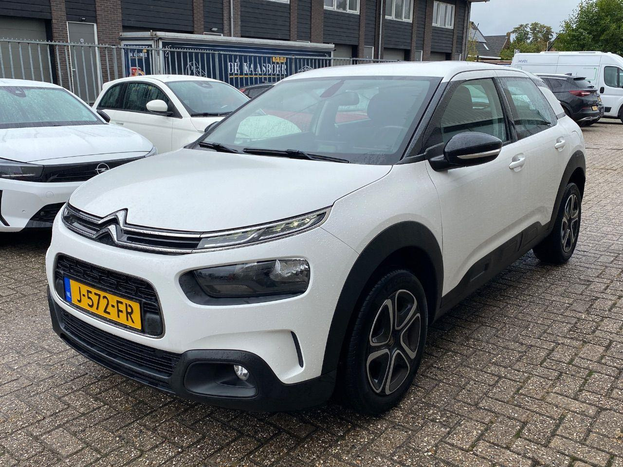Citroen C4 Cactus 1.2 PureTech Feel | 2020 | 91.425 km | J572FR | NAP: Logisch - SUV/ Geländewagen: das Bild 1 Citroen C4 Cactus 1.2 PureTech Feel | 2020 | 91.425 km | J572FR | NAP: Logisch - SUV/ Geländewagen: das Bild 1