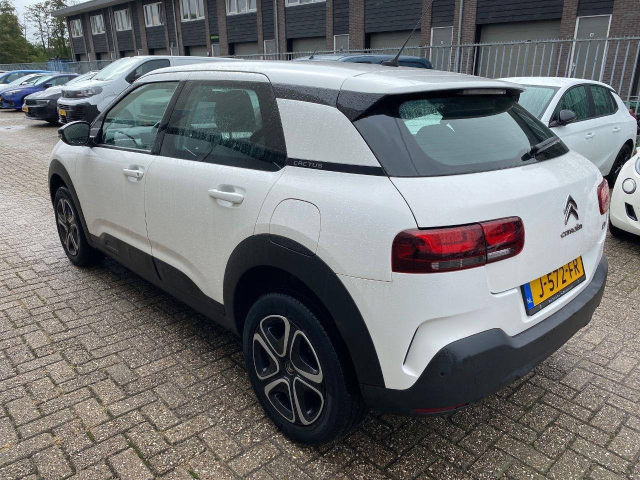 Citroen C4 Cactus 1.2 PureTech Feel | 2020 | 91.425 km | J572FR | NAP: Logisch - SUV/ Geländewagen: das Bild 3 Citroen C4 Cactus 1.2 PureTech Feel | 2020 | 91.425 km | J572FR | NAP: Logisch - SUV/ Geländewagen: das Bild 3