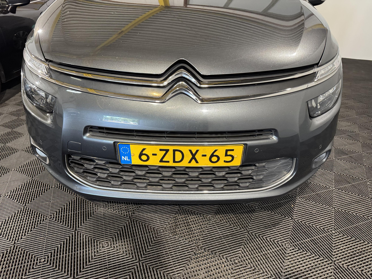 Citroen Grand C4 Picasso 1.6 THP Business 7P | 2014 | 143.151 km | 6-ZDX-65 - PKW: das Bild 2 Citroen Grand C4 Picasso 1.6 THP Business 7P | 2014 | 143.151 km | 6-ZDX-65 - PKW: das Bild 2