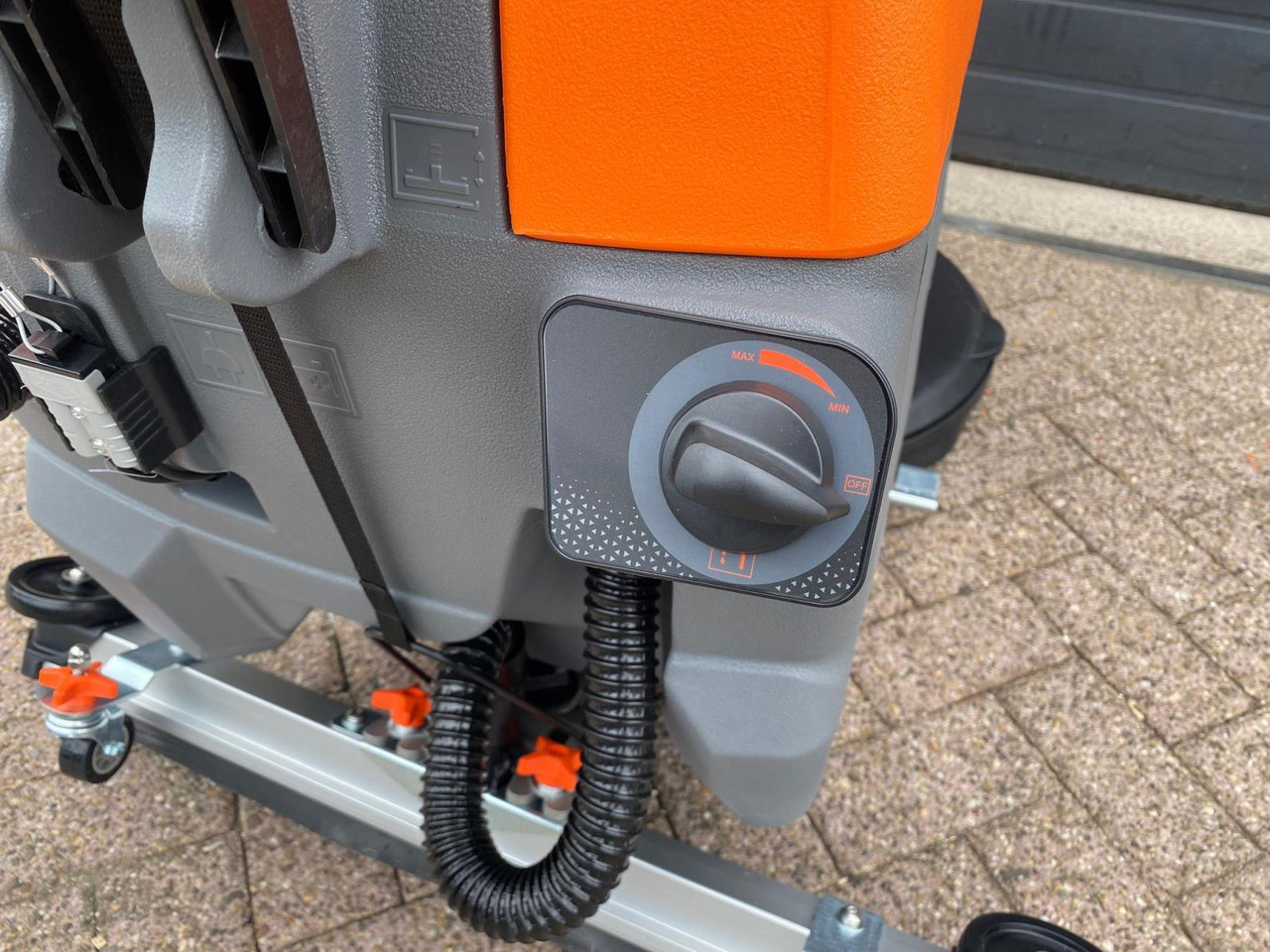 Daewoo DAFL50A Schrobzuigmachine - Reinigungsmaschine: das Bild 4 Daewoo DAFL50A Schrobzuigmachine - Reinigungsmaschine: das Bild 4