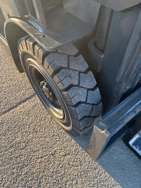 Doosan G25G LP Vorkheftruck Side-shift - Treibgasstapler: das Bild 3 Doosan G25G LP Vorkheftruck Side-shift - Treibgasstapler: das Bild 3