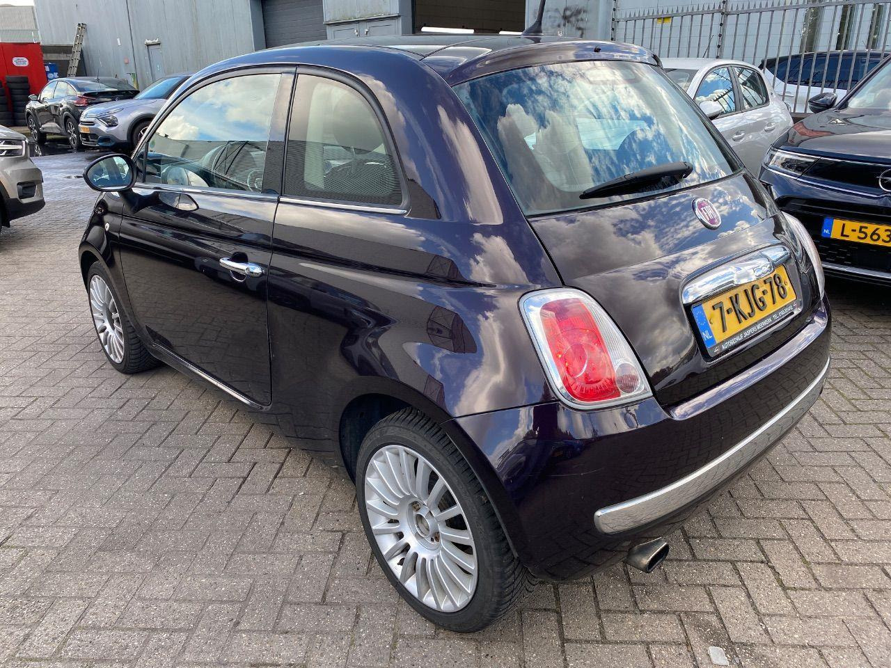 Fiat 500 0.9 TwinAir Lounge | 2013 | 184.627 km | 7KJG78 | NAP: Logisch - Schrägheck: das Bild 3 Fiat 500 0.9 TwinAir Lounge | 2013 | 184.627 km | 7KJG78 | NAP: Logisch - Schrägheck: das Bild 3