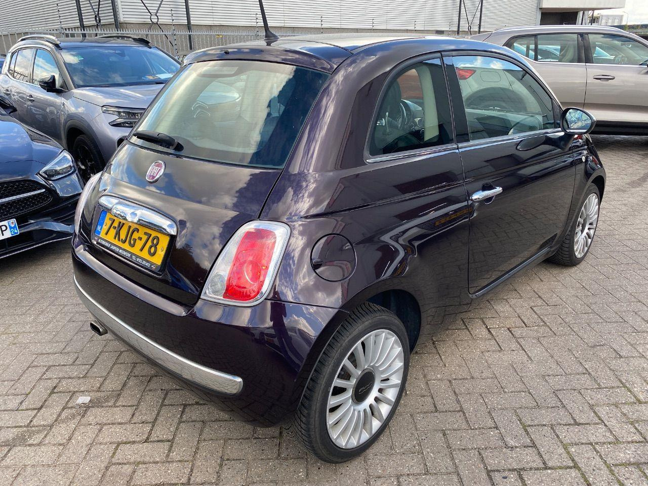 Fiat 500 0.9 TwinAir Lounge | 2013 | 184.627 km | 7KJG78 | NAP: Logisch - Schrägheck: das Bild 4 Fiat 500 0.9 TwinAir Lounge | 2013 | 184.627 km | 7KJG78 | NAP: Logisch - Schrägheck: das Bild 4