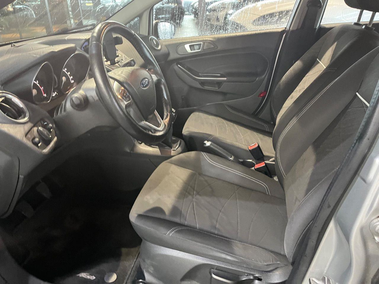 Ford Fiesta 1.0 Style | 2016 | 175.437 km | JJ875K | NAP: Logisch - Schrägheck: das Bild 5 Ford Fiesta 1.0 Style | 2016 | 175.437 km | JJ875K | NAP: Logisch - Schrägheck: das Bild 5
