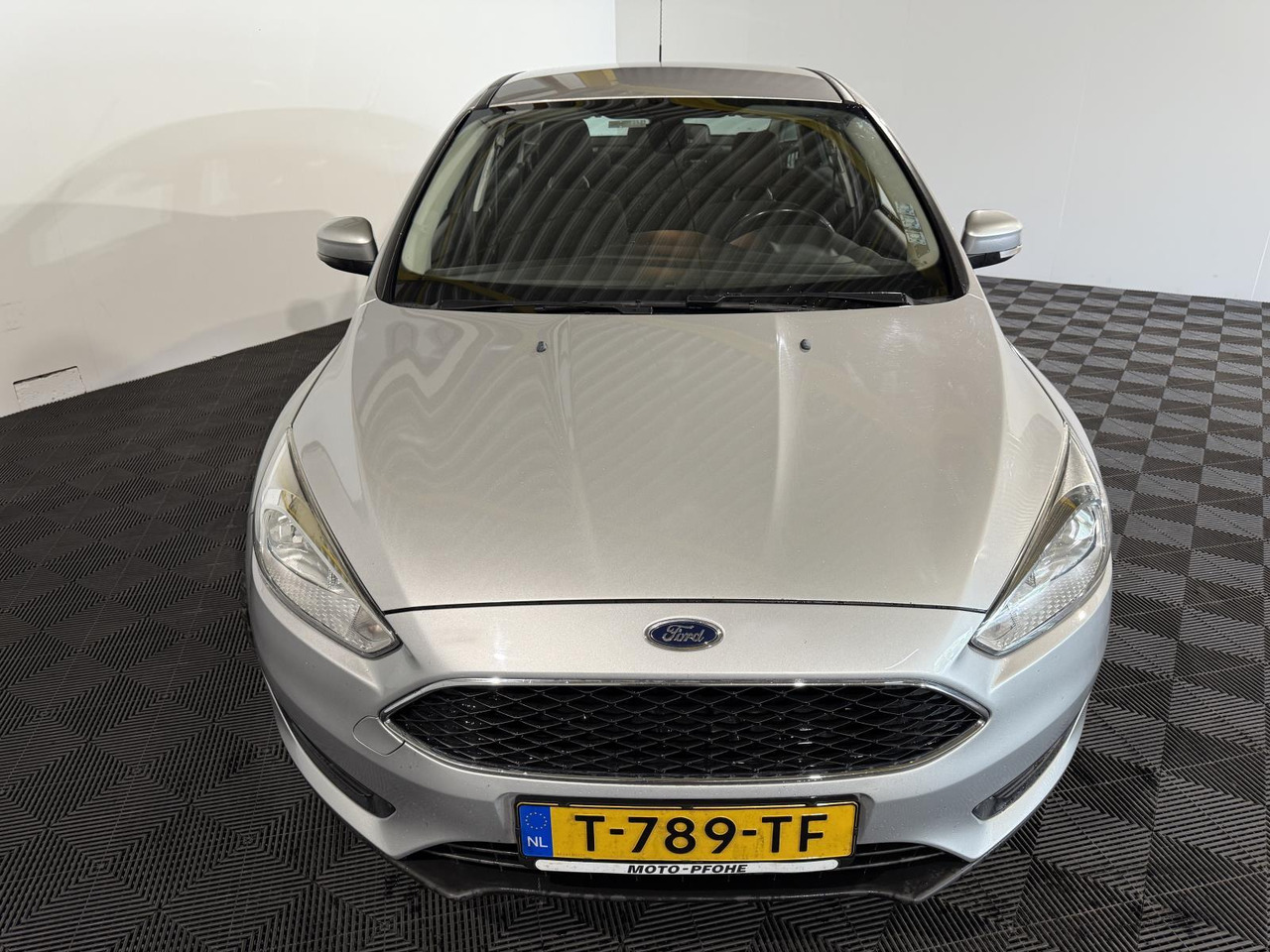 Ford Focus 1.0 Trend Edition 2015 206.005 km T-789-TF - Limousine: das Bild 2 Ford Focus 1.0 Trend Edition 2015 206.005 km T-789-TF - Limousine: das Bild 2