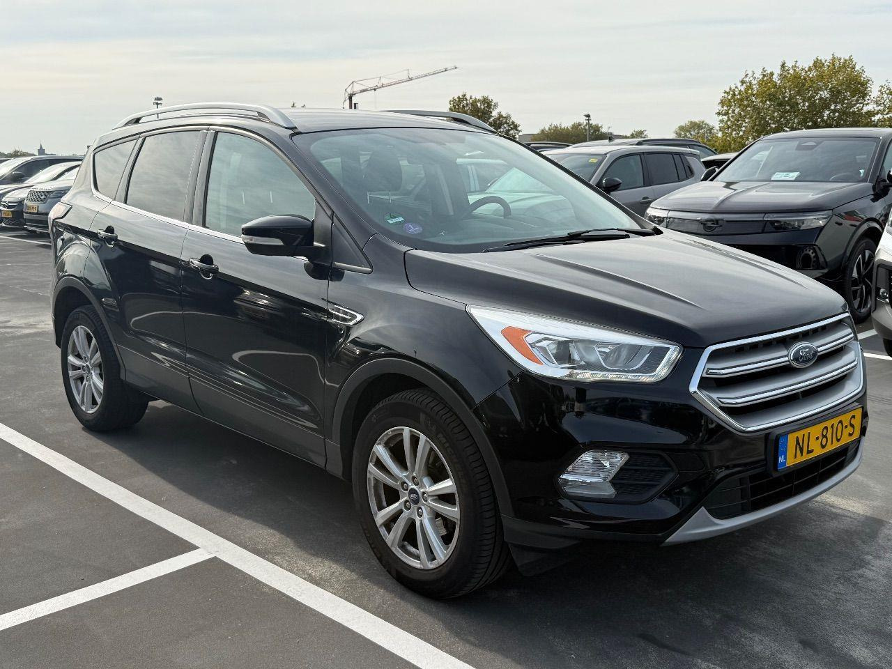 Ford Kuga 1.5 EcoBoost Trend Ultimate | 2017 | 157.984 km | NL810S | NAP: Logisch - SUV/ Geländewagen: das Bild 2 Ford Kuga 1.5 EcoBoost Trend Ultimate | 2017 | 157.984 km | NL810S | NAP: Logisch - SUV/ Geländewagen: das Bild 2