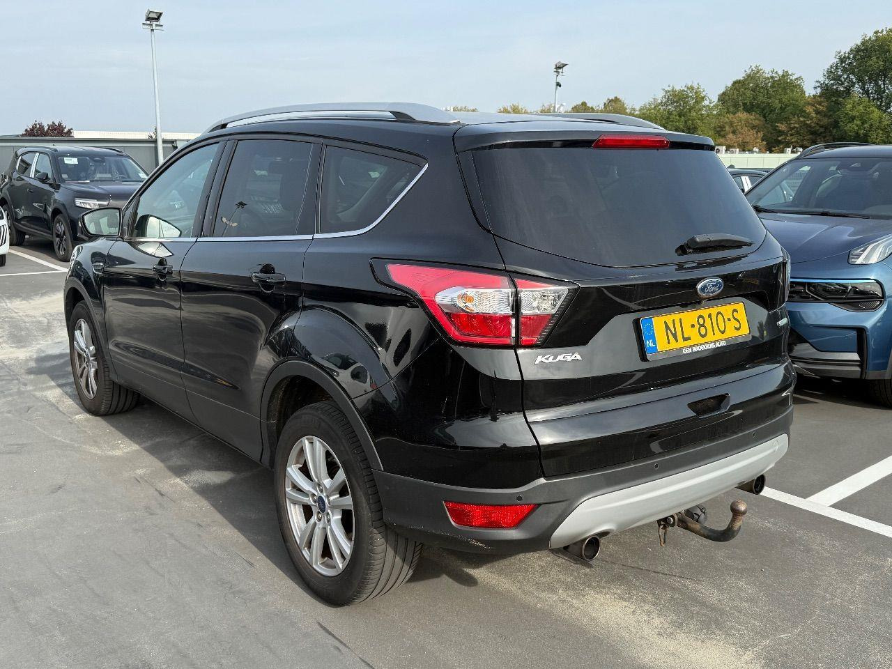 Ford Kuga 1.5 EcoBoost Trend Ultimate | 2017 | 157.984 km | NL810S | NAP: Logisch - SUV/ Geländewagen: das Bild 3 Ford Kuga 1.5 EcoBoost Trend Ultimate | 2017 | 157.984 km | NL810S | NAP: Logisch - SUV/ Geländewagen: das Bild 3
