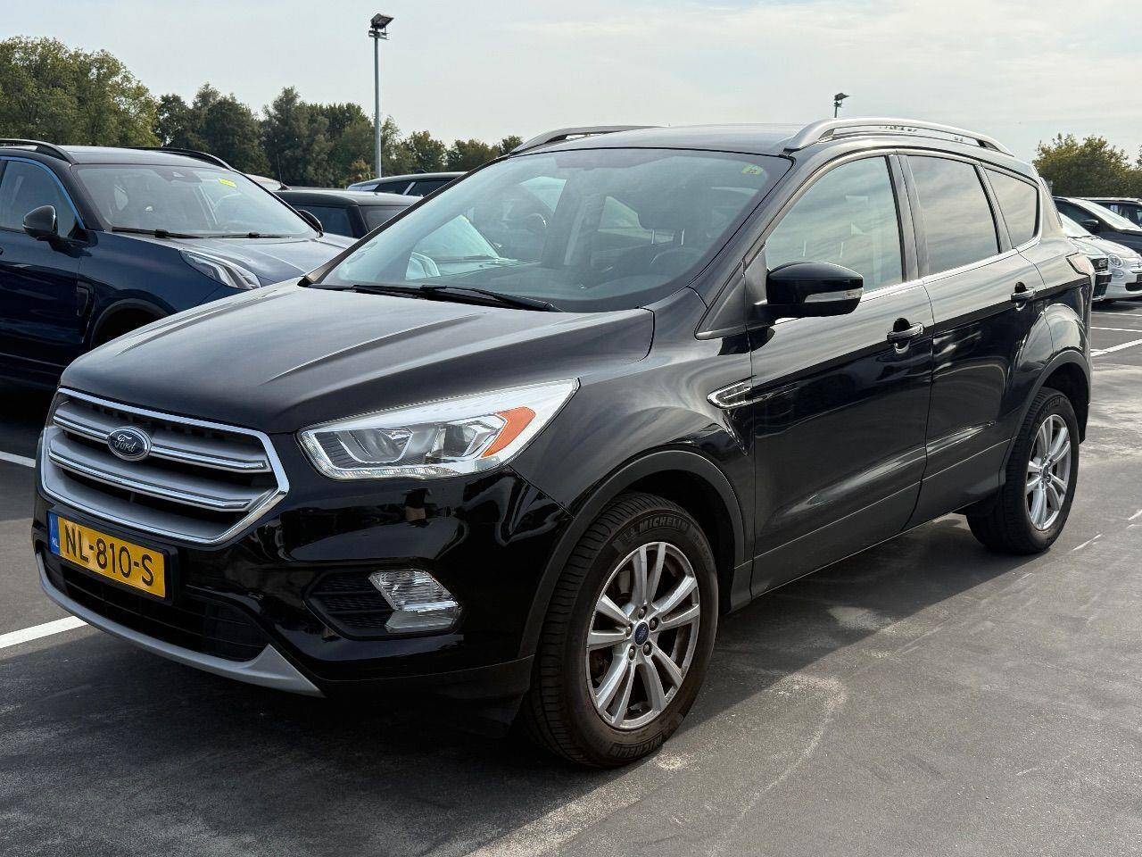 Ford Kuga 1.5 EcoBoost Trend Ultimate | 2017 | 157.984 km | NL810S | NAP: Logisch - SUV/ Geländewagen: das Bild 1 Ford Kuga 1.5 EcoBoost Trend Ultimate | 2017 | 157.984 km | NL810S | NAP: Logisch - SUV/ Geländewagen: das Bild 1
