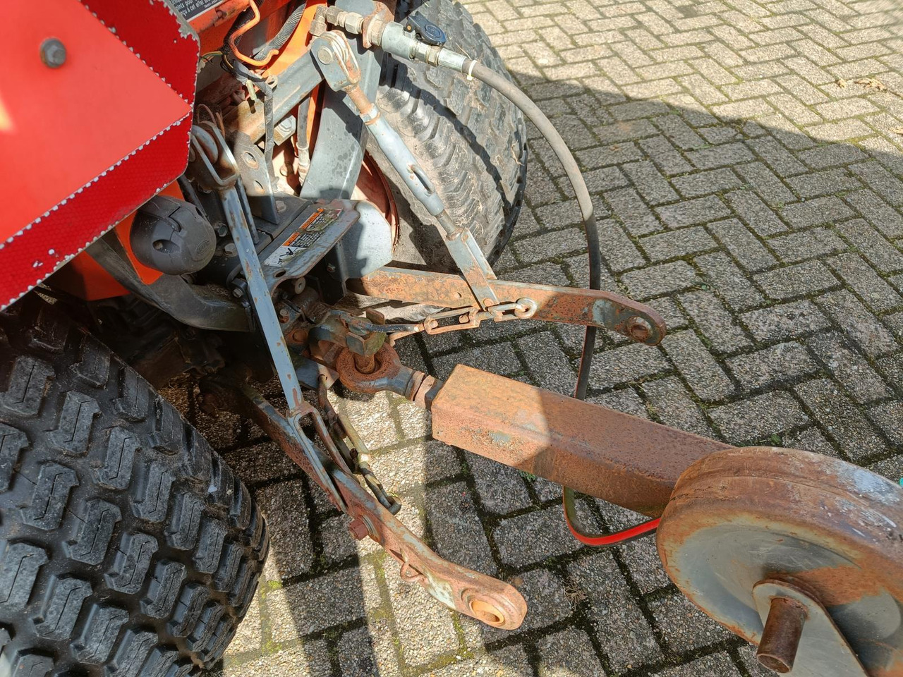 Kubota B2410 met Nimos Kipper - Traktor: das Bild 5 Kubota B2410 met Nimos Kipper - Traktor: das Bild 5