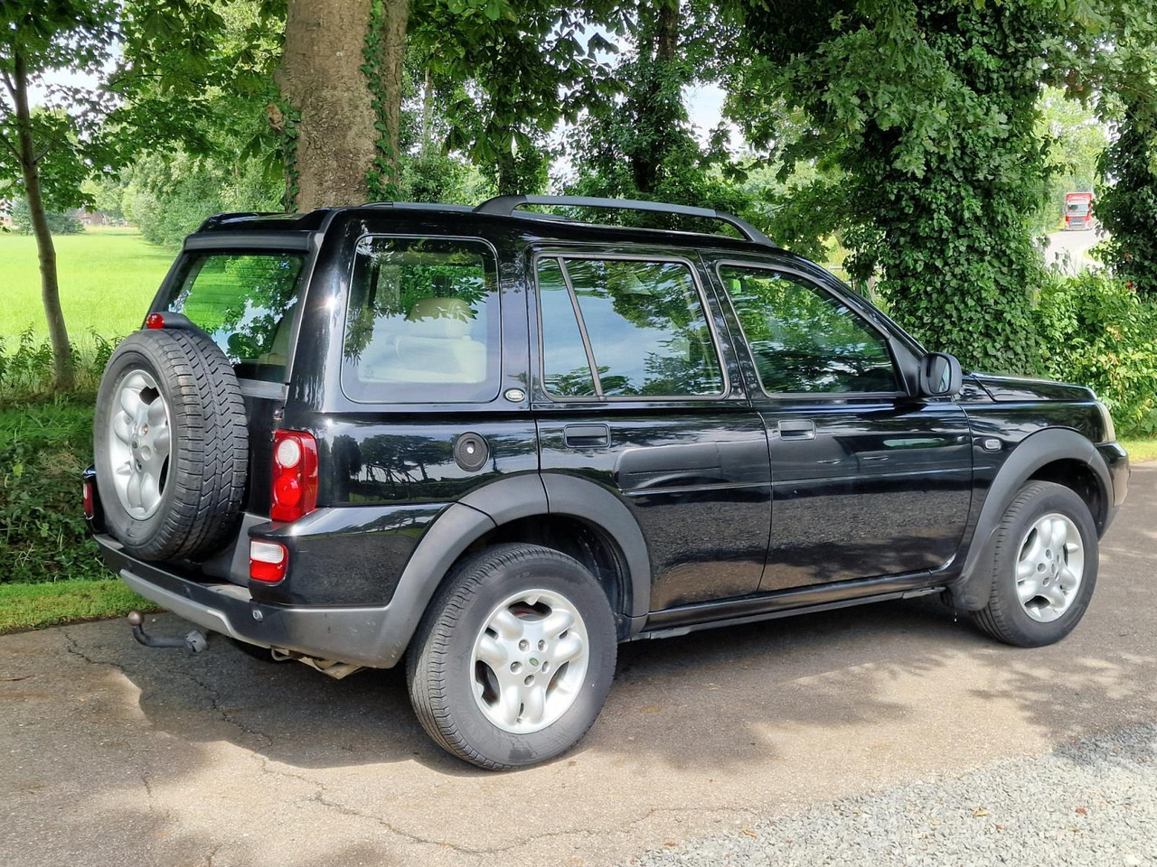 Land Rover Freelander 1.8 S Summit | 2006 | 171.472 km | 49-SJ-ST - PKW: das Bild 4 Land Rover Freelander 1.8 S Summit | 2006 | 171.472 km | 49-SJ-ST - PKW: das Bild 4
