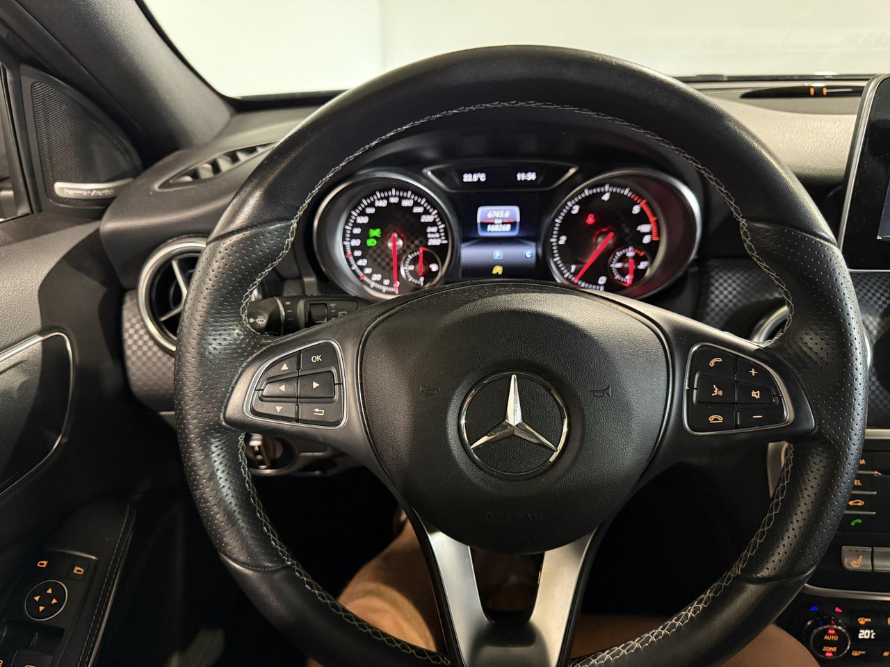 Mercedes-Benz A-klasse 200d Sport Edition | 2018 | 168.268 km | K-690-BJ - Schrägheck: das Bild 5 Mercedes-Benz A-klasse 200d Sport Edition | 2018 | 168.268 km | K-690-BJ - Schrägheck: das Bild 5