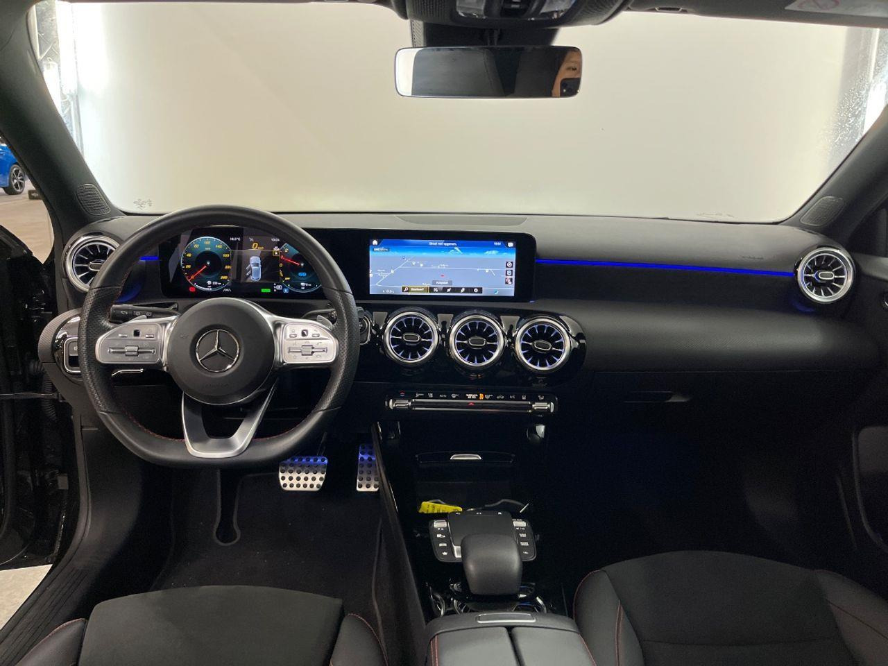 Mercedes - Benz A - klasse 250 e Business Line | 2022 | 26.677 km | Automaat | T967RG | NAP: Geen oordeel - Schrägheck: das Bild 5 Mercedes - Benz A - klasse 250 e Business Line | 2022 | 26.677 km | Automaat | T967RG | NAP: Geen oordeel - Schrägheck: das Bild 5