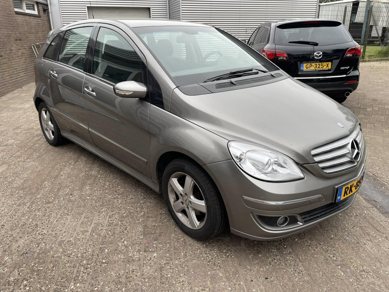 Mercedes-Benz B-Klasse 170 Business Class | 2005 | 217.372 km | RK-857-B - PKW: das Bild 5 Mercedes-Benz B-Klasse 170 Business Class | 2005 | 217.372 km | RK-857-B - PKW: das Bild 5