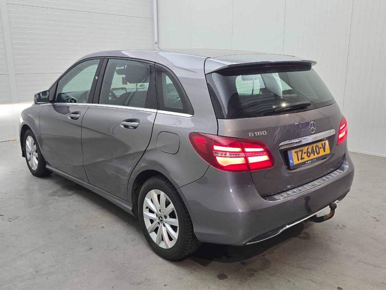 Mercedes - Benz B - klasse 180 Ambition | 2018 | 127.252 km | TZ640V | NAP: Logisch - PKW: das Bild 3 Mercedes - Benz B - klasse 180 Ambition | 2018 | 127.252 km | TZ640V | NAP: Logisch - PKW: das Bild 3