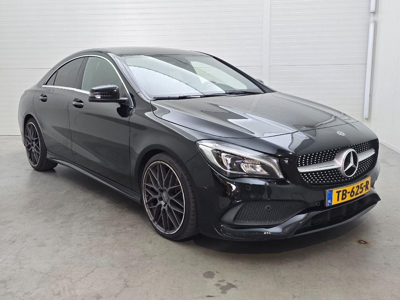 Mercedes - Benz CLA - klasse 180 Business Solution AMG Upgrade Edition | 2018 | 187.963 km | Automaat | TB625R | NAP: Logisch - Limousine: das Bild 2 Mercedes - Benz CLA - klasse 180 Business Solution AMG Upgrade Edition | 2018 | 187.963 km | Automaat | TB625R | NAP: Logisch - Limousine: das Bild 2