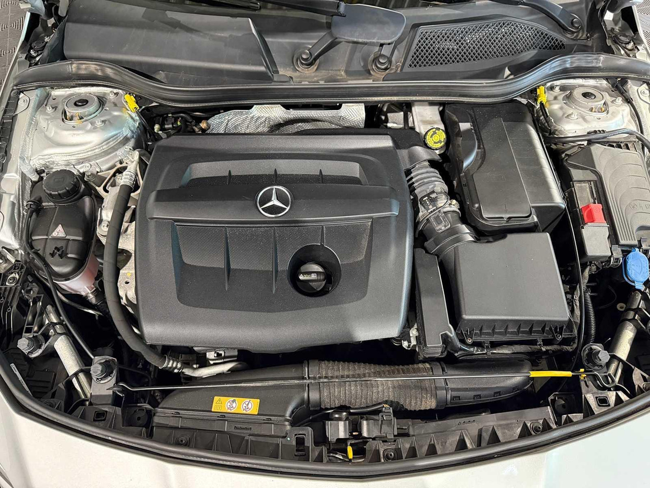 Mercedes-Benz CLA-klasse Shooting Brake 180 d Business Solution AMG | 2017 | 178.913 km | PB-314-X - PKW: das Bild 4 Mercedes-Benz CLA-klasse Shooting Brake 180 d Business Solution AMG | 2017 | 178.913 km | PB-314-X - PKW: das Bild 4