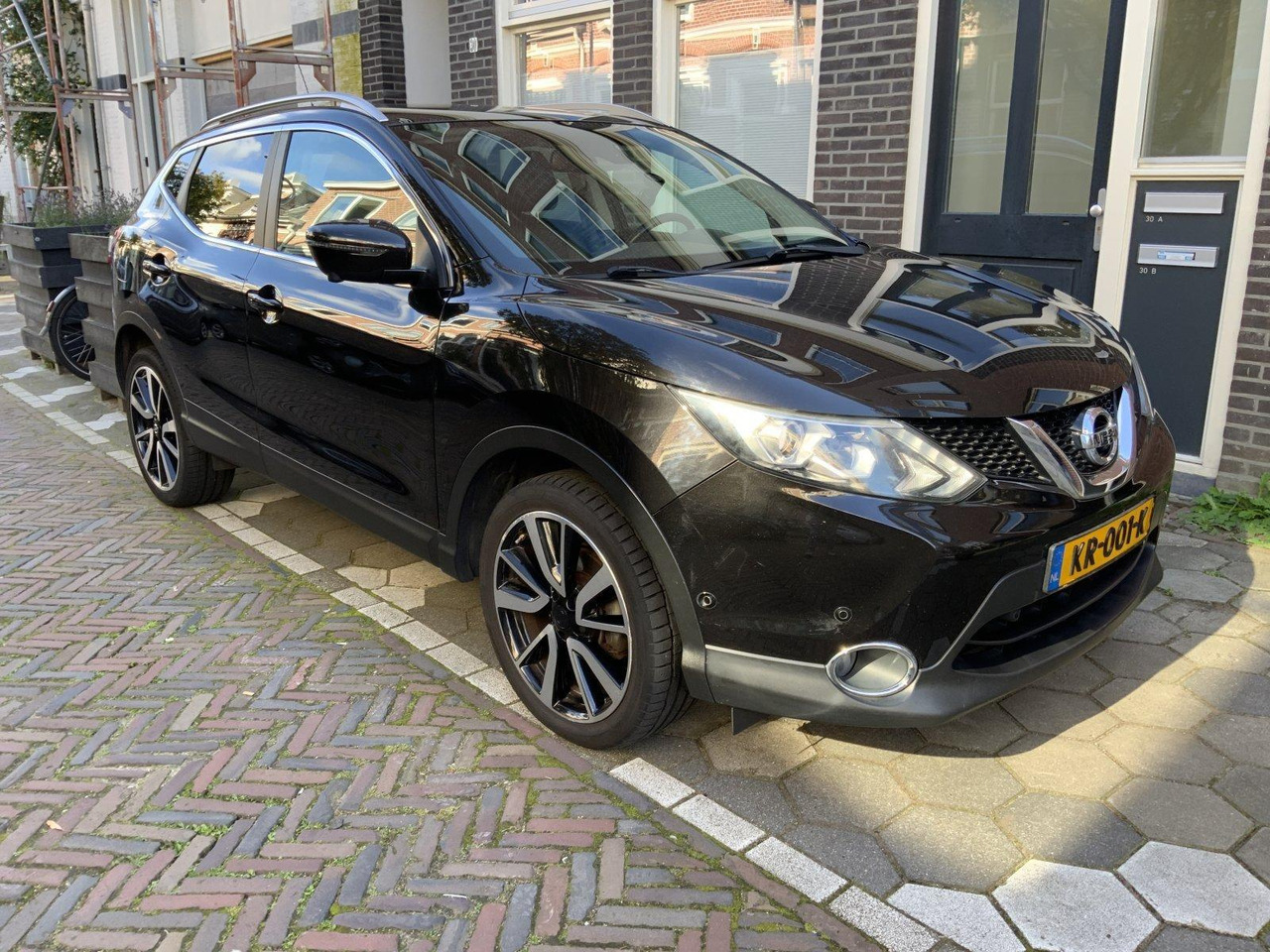 Nissan | Qashqai | 1.2 Tekna | 2016 | 193.328 km | Automaat | KR001K | Logisch - SUV/ Geländewagen: das Bild 3 Nissan | Qashqai | 1.2 Tekna | 2016 | 193.328 km | Automaat | KR001K | Logisch - SUV/ Geländewagen: das Bild 3