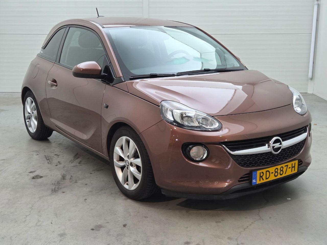 Opel ADAM 1.0 Turbo Unlimited | 2017 | 95.937 km | RD887H | NAP: Logisch - Schrägheck: das Bild 2 Opel ADAM 1.0 Turbo Unlimited | 2017 | 95.937 km | RD887H | NAP: Logisch - Schrägheck: das Bild 2
