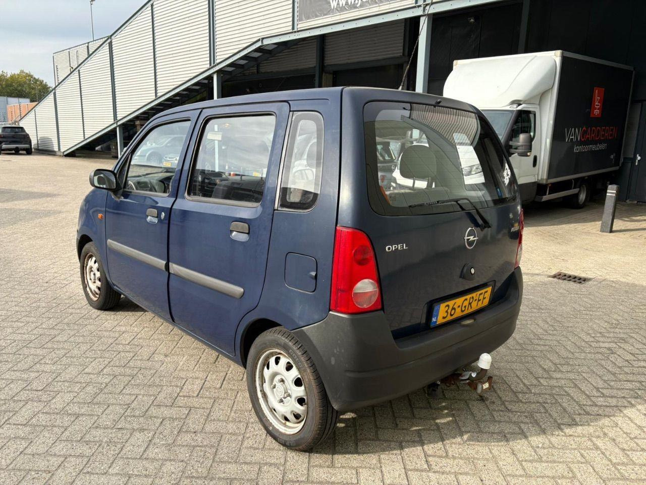 Opel Agila 1.0 - 12V | 2001 | 77.264 km | 36GRFF | NAP: Logisch - Schrägheck: das Bild 3 Opel Agila 1.0 - 12V | 2001 | 77.264 km | 36GRFF | NAP: Logisch - Schrägheck: das Bild 3
