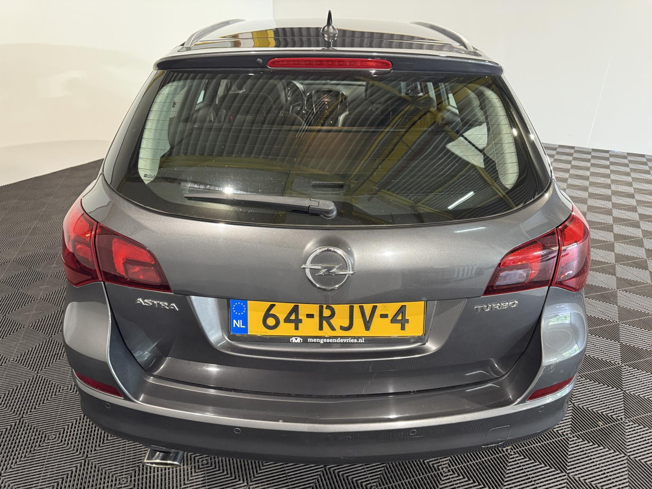 Opel Astra Sports Tourer 1.4 Turbo Cosmo 64-RJV-4 - PKW: das Bild 2 Opel Astra Sports Tourer 1.4 Turbo Cosmo 64-RJV-4 - PKW: das Bild 2