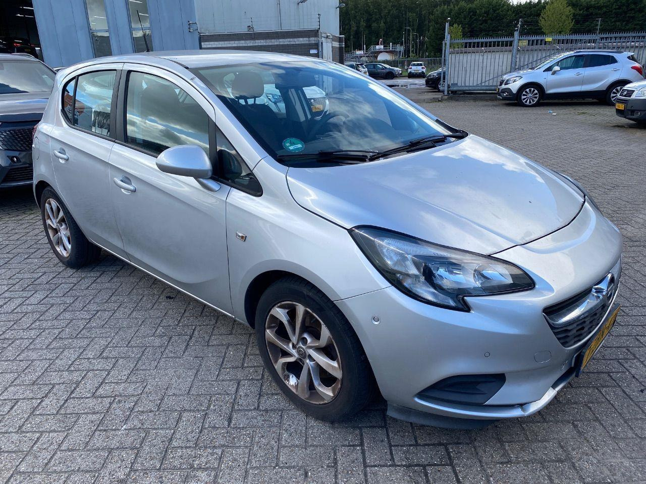Opel Corsa 1.0 Turbo Edition | 2014 | 187.060 km | 7ZHN42 | NAP: Logisch - Schrägheck: das Bild 2 Opel Corsa 1.0 Turbo Edition | 2014 | 187.060 km | 7ZHN42 | NAP: Logisch - Schrägheck: das Bild 2