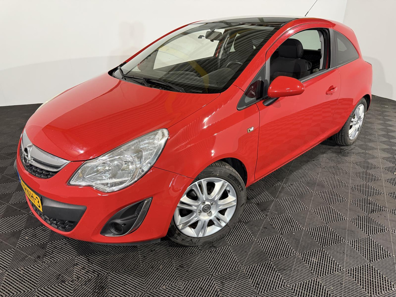 Opel Corsa 1.2-16V Color Edition | 2011 | 205.202 km | 99-RNH-3 - Schrägheck: das Bild 1 Opel Corsa 1.2-16V Color Edition | 2011 | 205.202 km | 99-RNH-3 - Schrägheck: das Bild 1