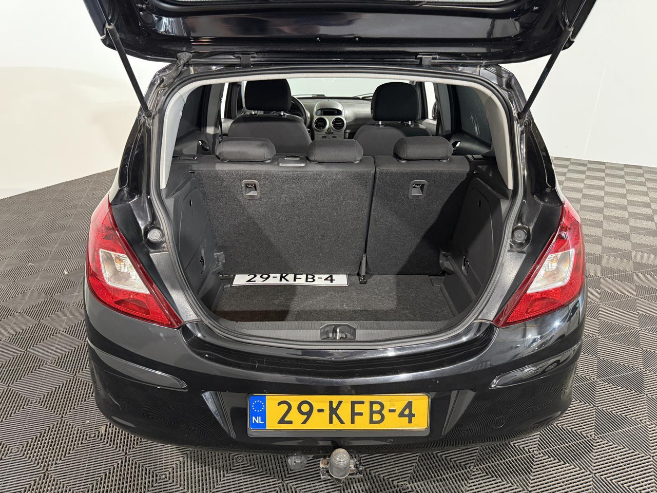 Opel Corsa 1.4-16V Edition | 2009 | 259.282 km | 29-KFB-4 - Schrägheck: das Bild 4 Opel Corsa 1.4-16V Edition | 2009 | 259.282 km | 29-KFB-4 - Schrägheck: das Bild 4