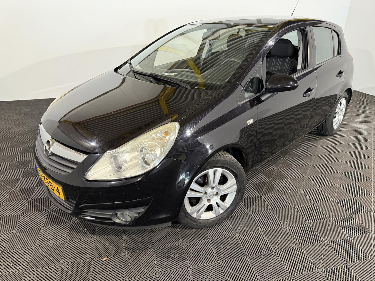 Opel Corsa 1.4-16V Edition | 2009 | 259.282 km | 29-KFB-4 - Schrägheck: das Bild 1 Opel Corsa 1.4-16V Edition | 2009 | 259.282 km | 29-KFB-4 - Schrägheck: das Bild 1