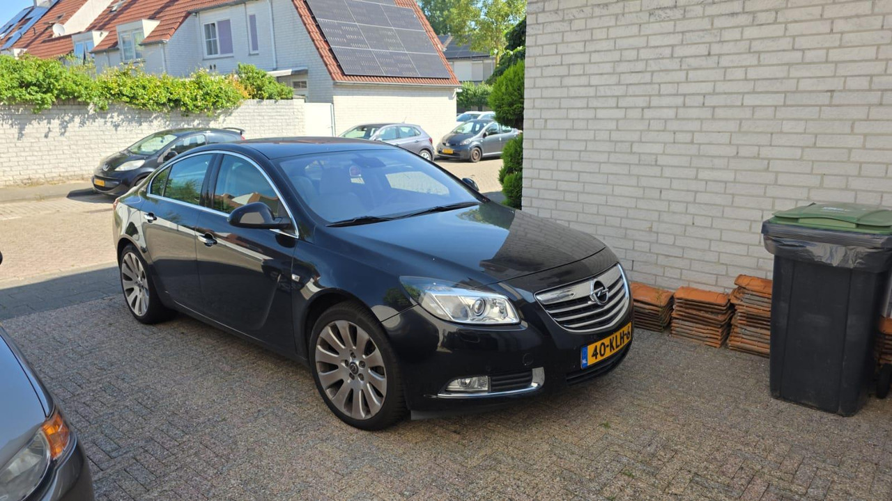 Opel Insignia 2.0 T Executive | 2010 | 179.184 km | 40-KLH-6 - Limousine: das Bild 1 Opel Insignia 2.0 T Executive | 2010 | 179.184 km | 40-KLH-6 - Limousine: das Bild 1