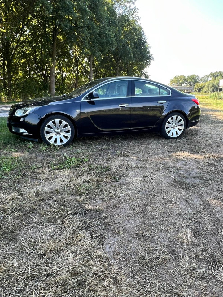 Opel Insignia 2.0 T Executive | 2010 | 179.184 km | 40-KLH-6 - Limousine: das Bild 5 Opel Insignia 2.0 T Executive | 2010 | 179.184 km | 40-KLH-6 - Limousine: das Bild 5