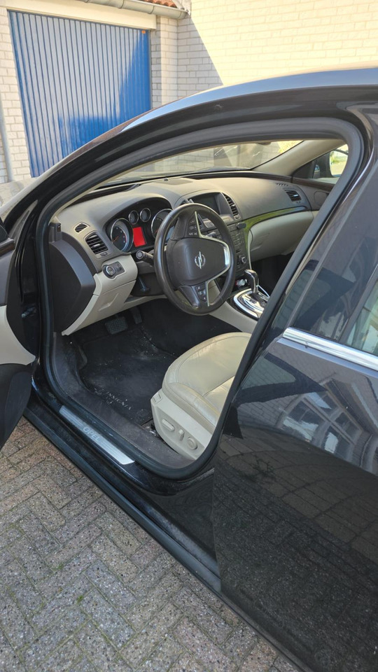 Opel Insignia 2.0 T Executive | 2010 | 179.184 km | 40-KLH-6 - Limousine: das Bild 4 Opel Insignia 2.0 T Executive | 2010 | 179.184 km | 40-KLH-6 - Limousine: das Bild 4