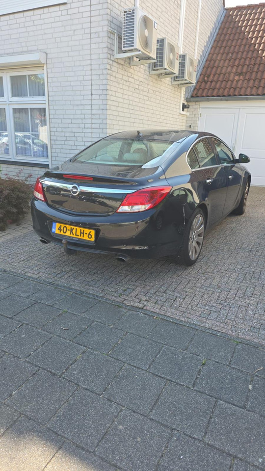 Opel Insignia 2.0 T Executive | 2010 | 179.184 km | 40-KLH-6 - Limousine: das Bild 2 Opel Insignia 2.0 T Executive | 2010 | 179.184 km | 40-KLH-6 - Limousine: das Bild 2