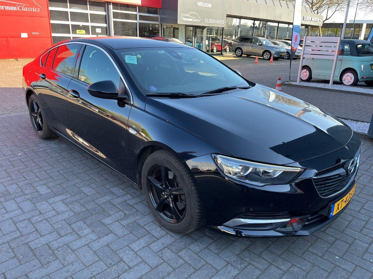 Opel Insignia Grand Sport 1.6 Turbo Business Executive | 2019 | 198.548 km | XT426P | NAP: Logisch - Schrägheck: das Bild 2 Opel Insignia Grand Sport 1.6 Turbo Business Executive | 2019 | 198.548 km | XT426P | NAP: Logisch - Schrägheck: das Bild 2