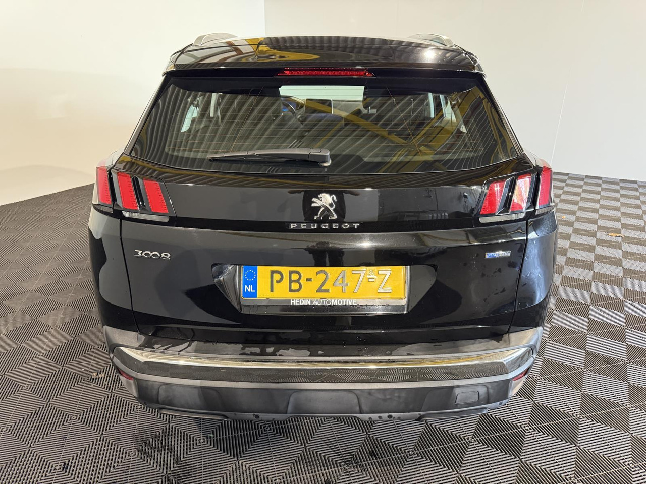 Peugeot 3008 1.2 PureTech Active PB-247-Z 149.445 km - PKW: das Bild 4 Peugeot 3008 1.2 PureTech Active PB-247-Z 149.445 km - PKW: das Bild 4