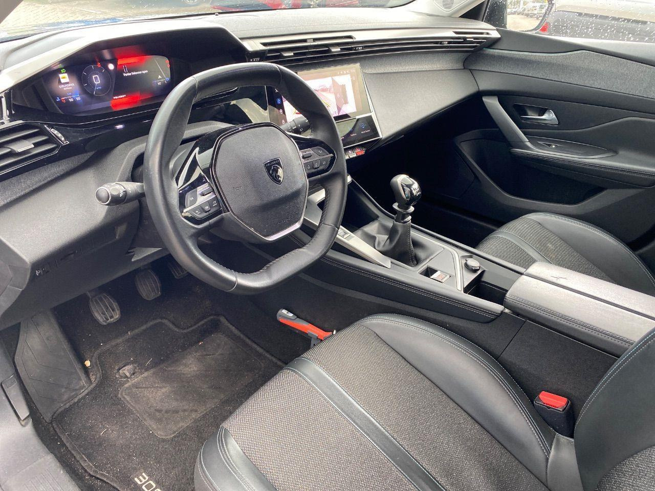 Peugeot 308 1.2 PureTech Allure Pack Business | 2022 | 187.682 km | P941XP | NAP: Logisch - Schrägheck: das Bild 5 Peugeot 308 1.2 PureTech Allure Pack Business | 2022 | 187.682 km | P941XP | NAP: Logisch - Schrägheck: das Bild 5