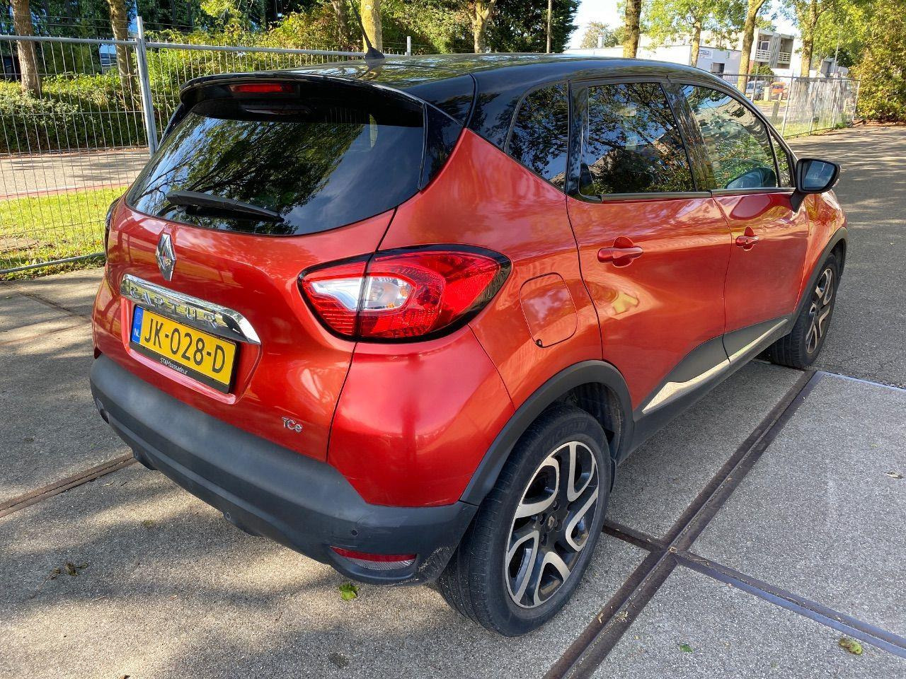 Renault Captur 0.9 TCe Dynamique | 2016 | 75.621 km | JK028D | NAP: Logisch - SUV/ Geländewagen: das Bild 4 Renault Captur 0.9 TCe Dynamique | 2016 | 75.621 km | JK028D | NAP: Logisch - SUV/ Geländewagen: das Bild 4