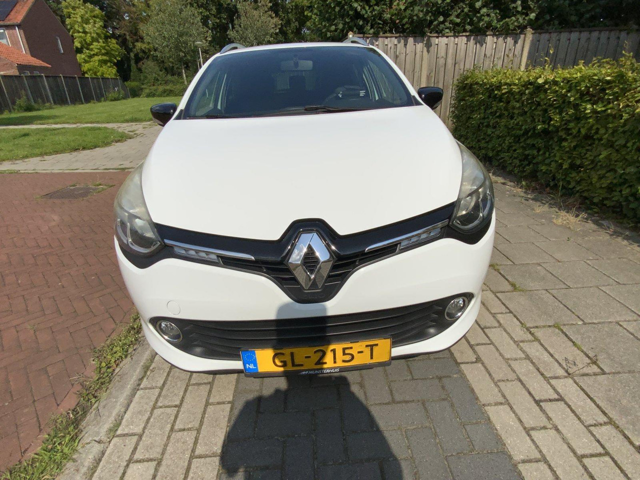 Renault | Clio Estate | 0.9 TCe Expression | 2015 | 120.426 km | GL-215-T - PKW: das Bild 4 Renault | Clio Estate | 0.9 TCe Expression | 2015 | 120.426 km | GL-215-T - PKW: das Bild 4